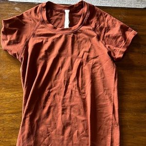 Lululemon swiftly tech 2.0